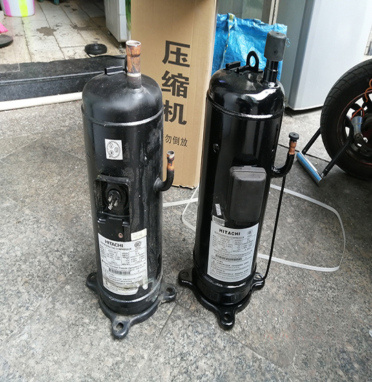 英吉沙中央空调压缩机的更换维修
